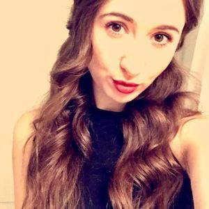 Meet your Posher, Abigail